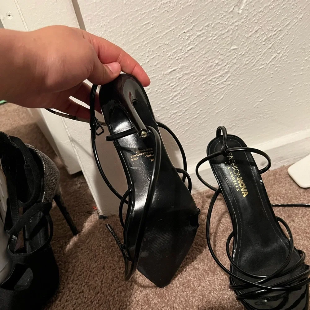 Heels - Picture 1 of 2